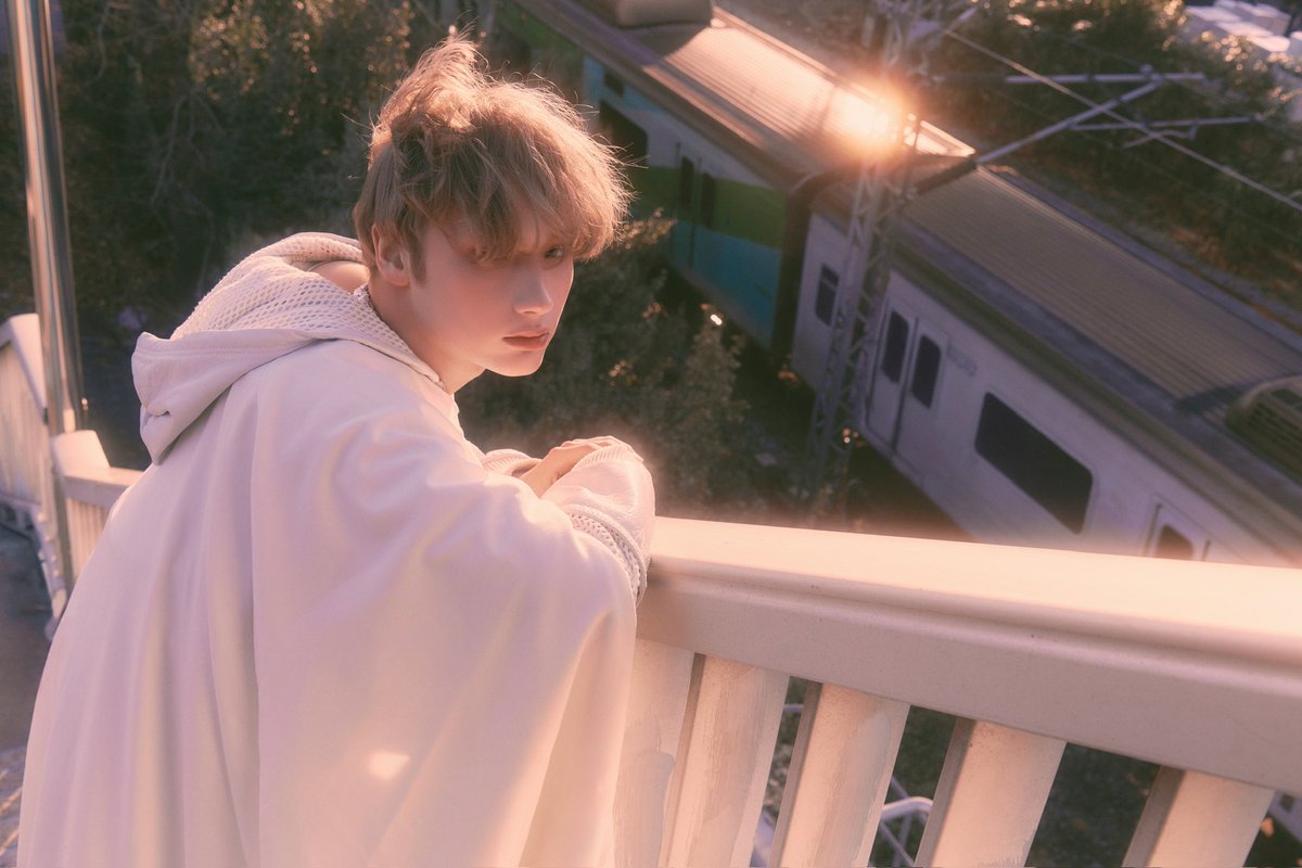 mo5txt's tweet photo. 휴닝카이가 태양의 신?처럼 느껴짐 https://t.co/0aDqa7xtLI