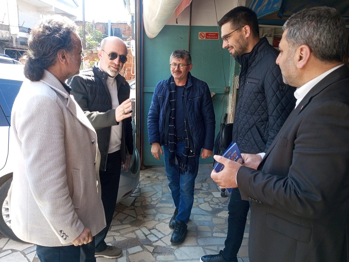 Belediye Meclis Adayımız  <a href="/fatihkyc/">Fatih KAYACI 🇹🇷</a> ve  <a href="/AbubekirUcan/">Abubekir Uçan</a> Başkanlarımız Bostancı Oto Sanayinde Esnaf Komşularımızı ziyaret ettiler..<a href="/burakcifci34/">Burak ÇİFCİ</a> <a href="/naimyagci_/">Av. Mustafa Naim Yağcı</a> <a href="/zaferdgn/">F. Zafer Düşgün 🇹🇷</a> <a href="/fatihkyc/">Fatih KAYACI 🇹🇷</a> <a href="/AbubekirUcan/">Abubekir Uçan</a>