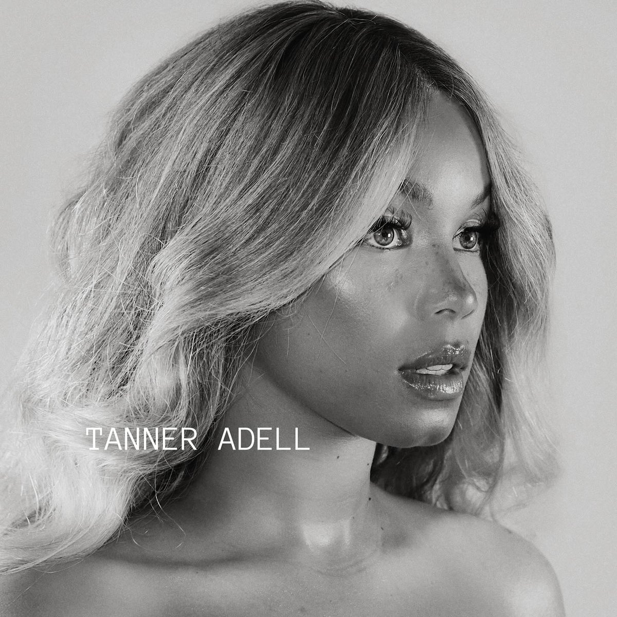 SwiftieChalleng's tweet image. Congratulations to #SwiftieChallenge Artist of the Month @tanneradell Let's STREAM &amp;amp; BUY #BuckleBunny #SeeYouInChurch #ThrowItBack ALL MONTH LONG #SWIFTIES WE SUPPORT WOMEN &amp;amp; we prove it with action @taylorswift13 has inspired us to uplift women. We R happy to see others succeed