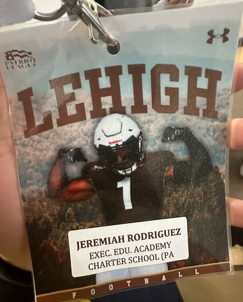 jeremiahrodr4's tweet photo. Enjoyed my visit today at Lehigh University !
Thank you for the hospitality! @LU_CoachMac @coach_cahill @CoachKeeonShaw @EEACS_CoachFord https://t.co/0ck0UdU8R7
