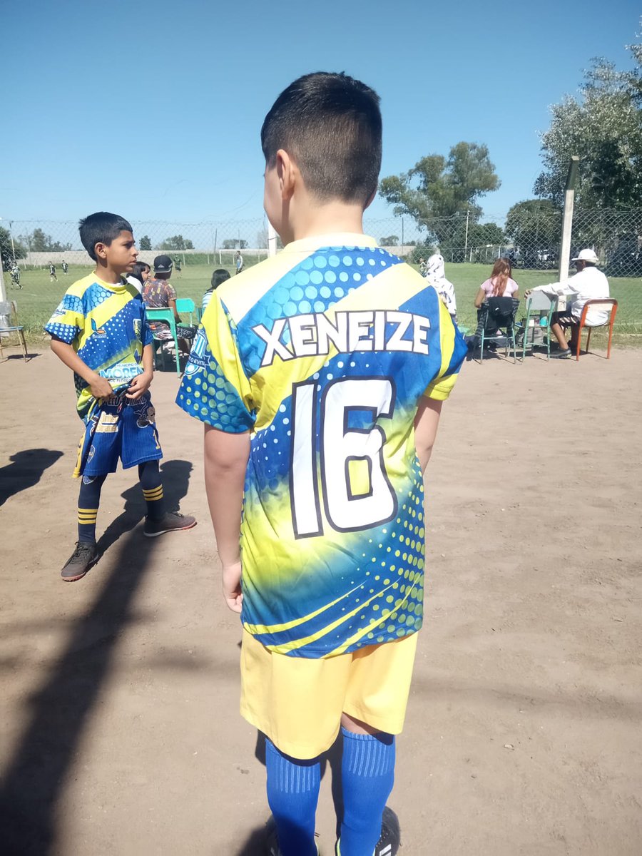 jorgemono1222's tweet photo. Mí peka por debutar en fútbol. https://t.co/PuOIAaWyfQ