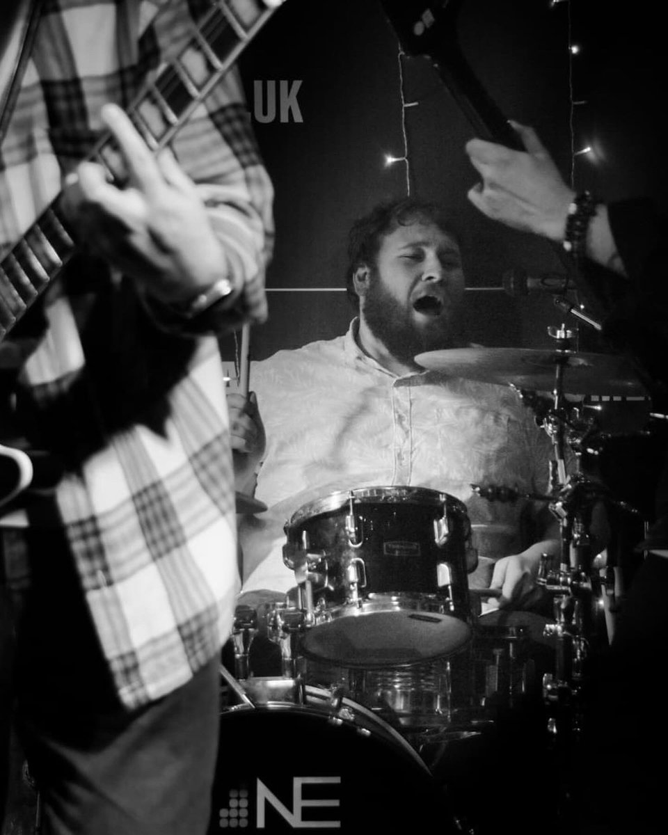 Here’s some awesome photos of us looking mean and moody from @nevolumemusicbar this Thursday night! Great to share the stage with @sleepsuppressorne and @thewednesdayflowers 🍻

Shout out to @thebarkingmadcollective_  for catching our best sides! 📸

Keep 👀 peeled for more dates