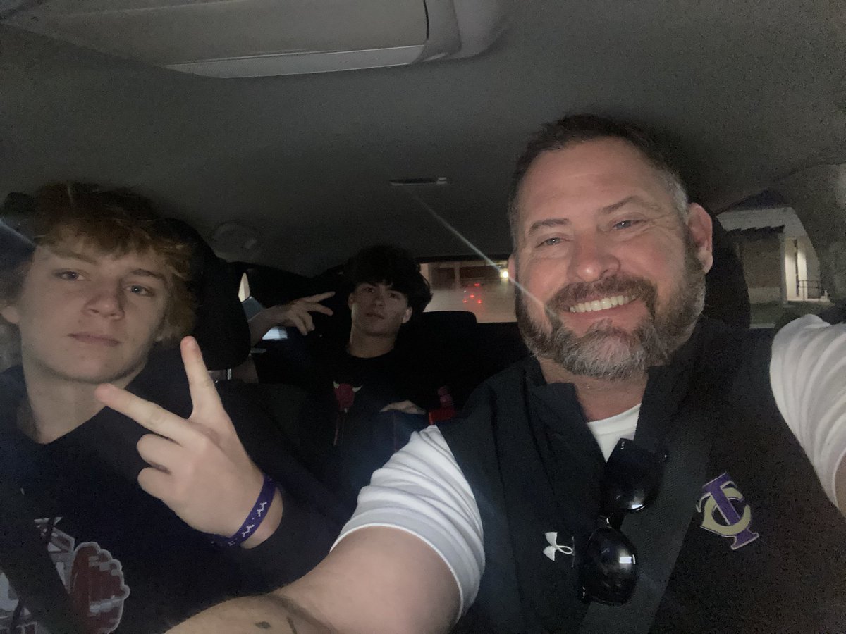 Off to the State Powerlifting Championships! #TCOD #TheCreekIsRising <a href="/TimberCreek_HS/">Timber Creek High School</a> <a href="/TCFalconBsb/">Timber Creek Falcon Baseball</a> <a href="/TCHSFootball/">TCHS Falcon Football</a> <a href="/KISDAthletics/">Keller ISD Athletics</a>