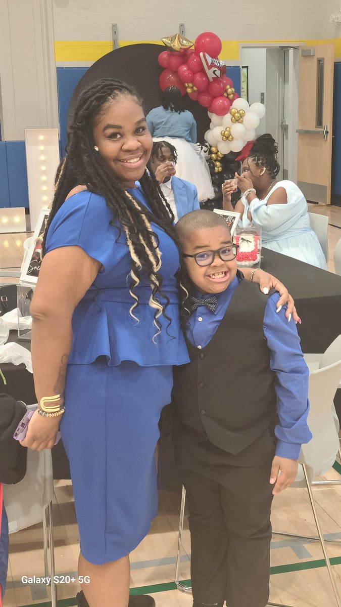 PrincipalTKM44's tweet photo. Sneaker Ball pt 4 https://t.co/UD1QYMFhWw