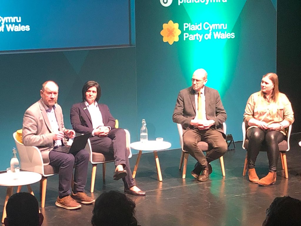 Thank you very much to @Plaid_Cymru for inviting me to join their Rural Wales panel today Chaired by @cefincampbell Also on the panel @LlyrGruffydd & Lauren Price @FUW_UAC Talking #SFS #RuralMentalHealth #bTB #NVZs