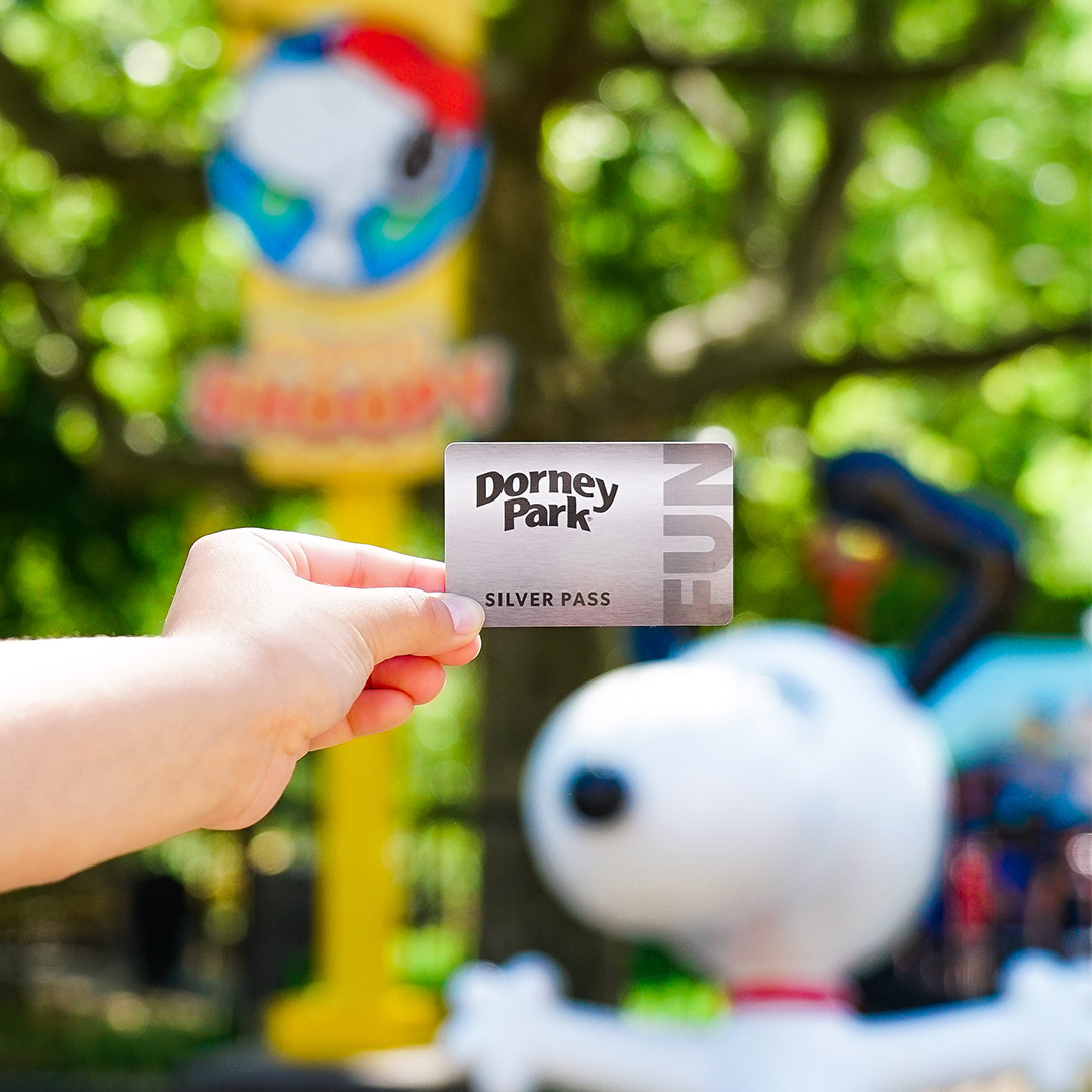 DorneyParkPR's tweet photo. ☀️ Experience summer with the WHOLE family in Planet Snoopy!
🎢 Have ENDLESS fun with UNLIMITED rides, FREE parking, discounts, &amp; MORE.
🎟️ Get your season pass NOW: https://t.co/YjUEGW0kGv