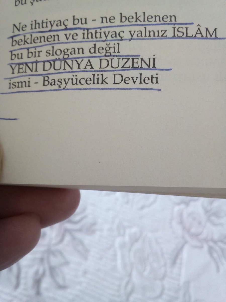 Seyfullah_Kopuz's tweet image. "ne uzlaşma, ne teslim
ne hiçlik
yalnız mutlak fikirde birlik
yalnız mutlak fikrin iktidarı"

#SalihMirzabeyoğlu 
#İBDA