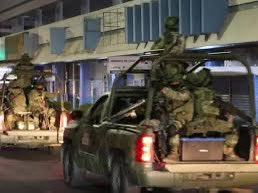 arehc's tweet photo. 18 personas fueron liberadas la madrugada de este sábado de las familias que fueron “levantadas” por gatilleros informó el Secretario de seguridad #GerardoMerida 13 son la Noria y 5 del Palmito #Culiacan señalaron que los afectados no quisieron hacer declaraciones ni denuncias https://t.co/rki7WSPar1