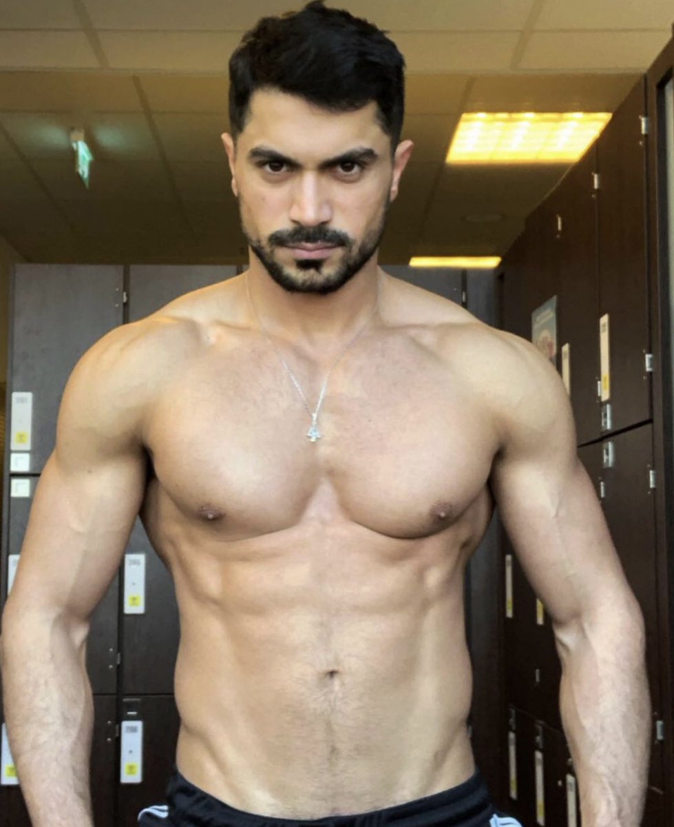 Gym session done 😈 let’s get your bank account a good workout 🏧