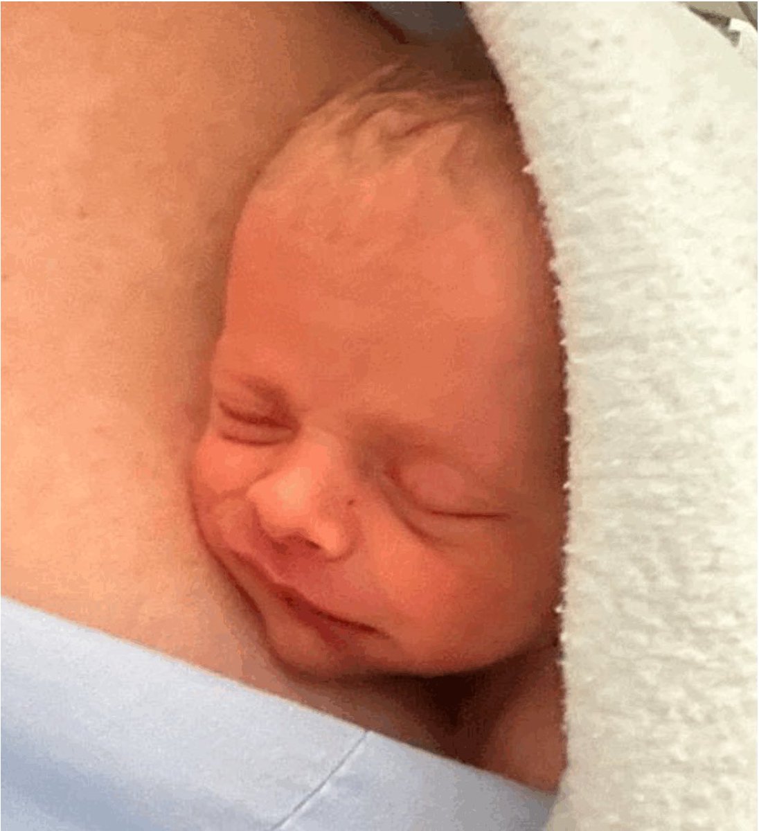drdjmath's tweet image. Our newest little darling: Luna, born 22 March 2024. A little sister for Alba, a new daughter for Lucia and Ben, a new granddaughter for Catherine, Luz, Lorenzo and me. I can’t wait to meet her.