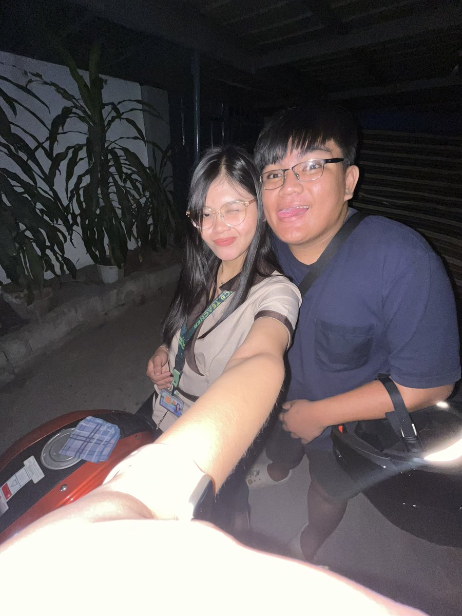 Angeloveee__'s tweet photo. 49th 💗 happy monthsary, my one and only! lucky to have spent my every day with you. i love you so much! 🫶🏻 @sdnysnglng https://t.co/8Ea4mcNMyK