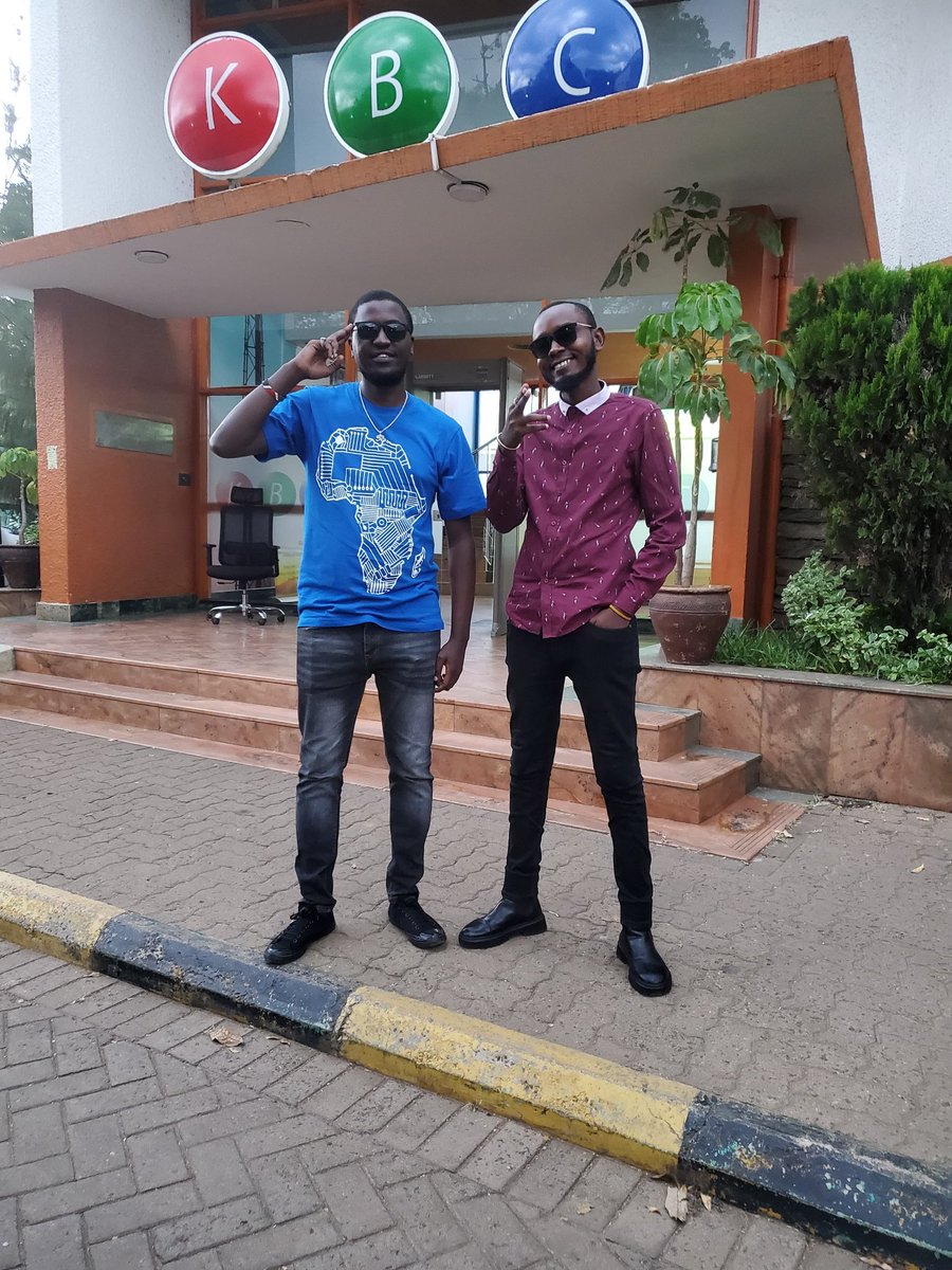 Ndio kudunda kudonjo ndani ya #InnaYardReggae
Unawatch show ukiwa wapi na tukuchezee ngoma gani? ^NK