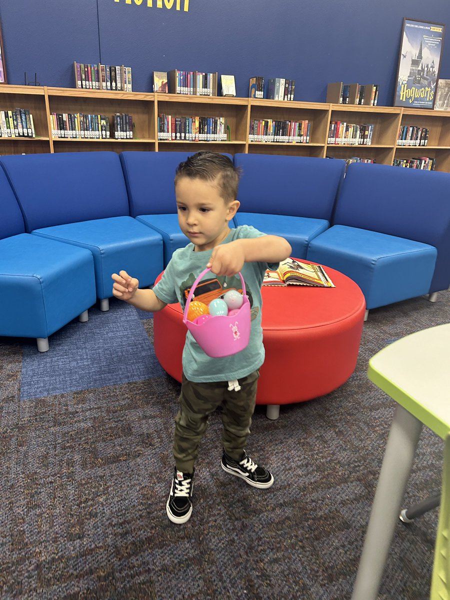 TomlinsonLibrary tweet media