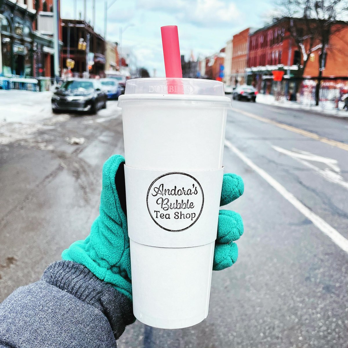 Hot Honey Vanilla Chai 📷📷 Take advantage of one of the last snowy days of the season to savor this tasty drink!