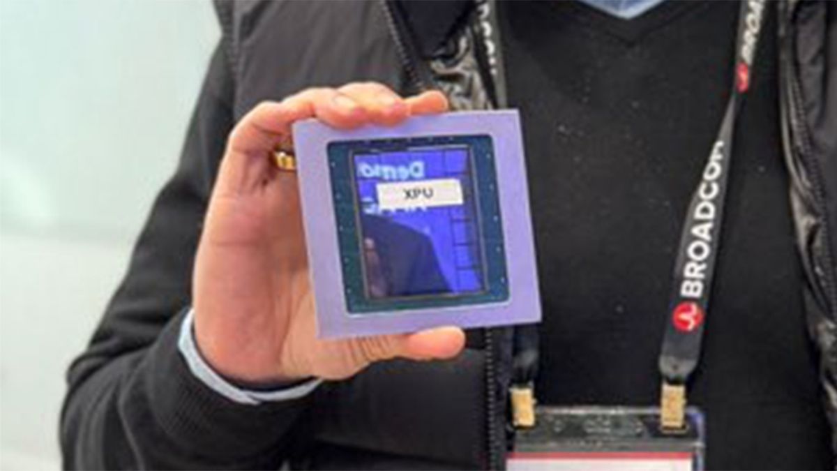 Broadcom shows a gargantuan AI chip — XPU could be the world's largest chip built for a consumer AI company trib.al/yLcllpd