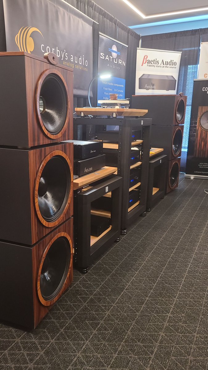 🎶 Corby's exhibit at #MontrealAudioFest! Dive into the sound with Saturn Audio, Coherent 15 Trio featuring GAIA II & Toughnut's racks on our GAIA isolators for unparalleled clarity.🎵