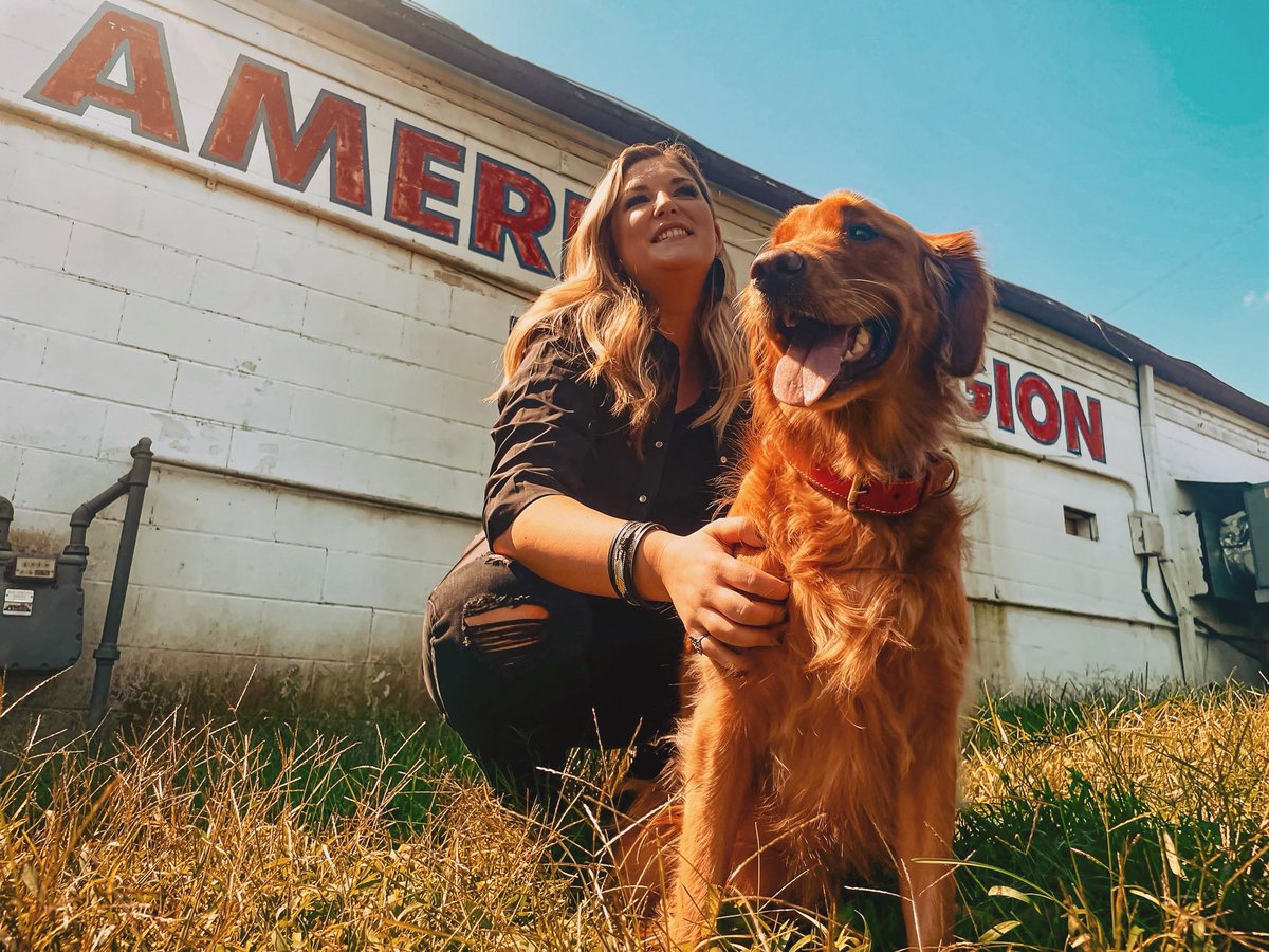 Heard It Was National Puppy Day! So Here’s a Pic With My Pup 🐶 Dogs Are Seriously The Best Y’all 🐾🎶💛 #nationalpuppyday #Dog #Puppy #AshTaylor #Americanlegion #goldenretriever #Nashville #melody