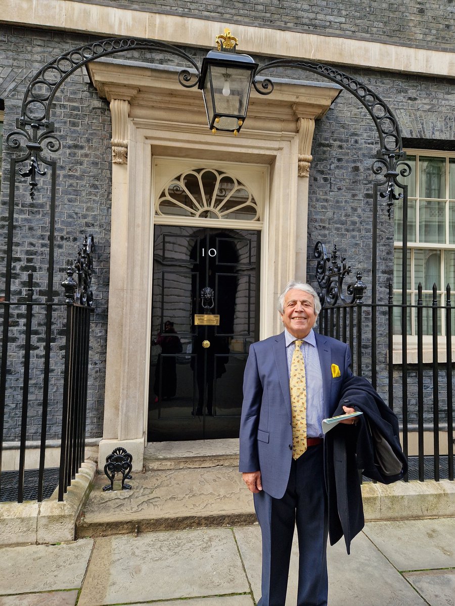 #marzoukwalid123 attending Dementia Mission Event at No 10 on. A splendid endorsement for a Charity starting to make a difference by helping family carers. Diagnosing and treatment are near.  Please support our events and donate what you can. dementia-respite.org.uk #dementia