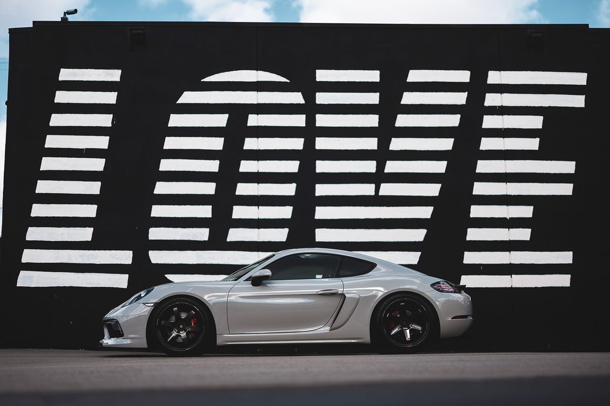 FalkenTire's tweet photo. Love might be all you need. But a Cayman on TE37s isn't half bad. #loveisallyouneed #porsche #porschecayman #cayman #raceservice #volk #volkracing #TE37 #raysengineering #azenisfk510 #falken #falkentire #falkentires #falkenspotting https://t.co/AsFhbfKF6M