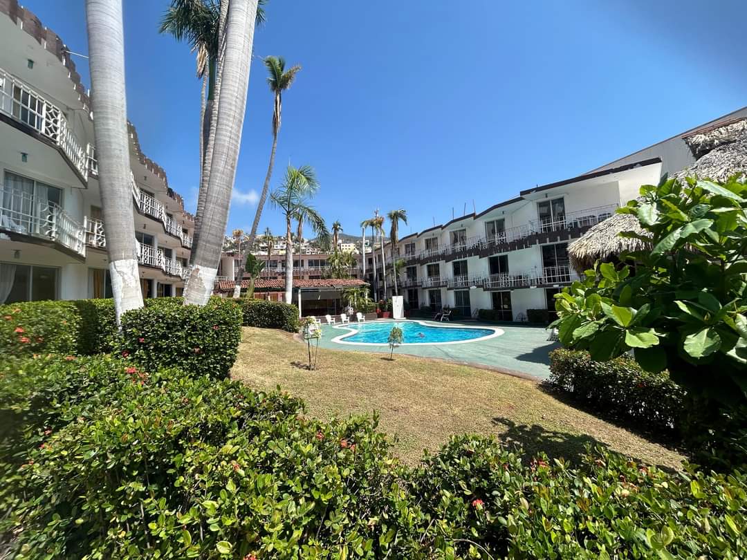 Ven a pasar tus vacaciones con nosotros...
Estamos ubicados sobre la Costera Miguel Alemán a un costado de Walmart Icacos y la discoteca Baby'O a solo 5 minutos de la playa Icacos.
WhatsApp 744 313 5701
Teléfono 7441490851
#HotelElTropicano
#ElTropicanoTeEspera
#Acapulco