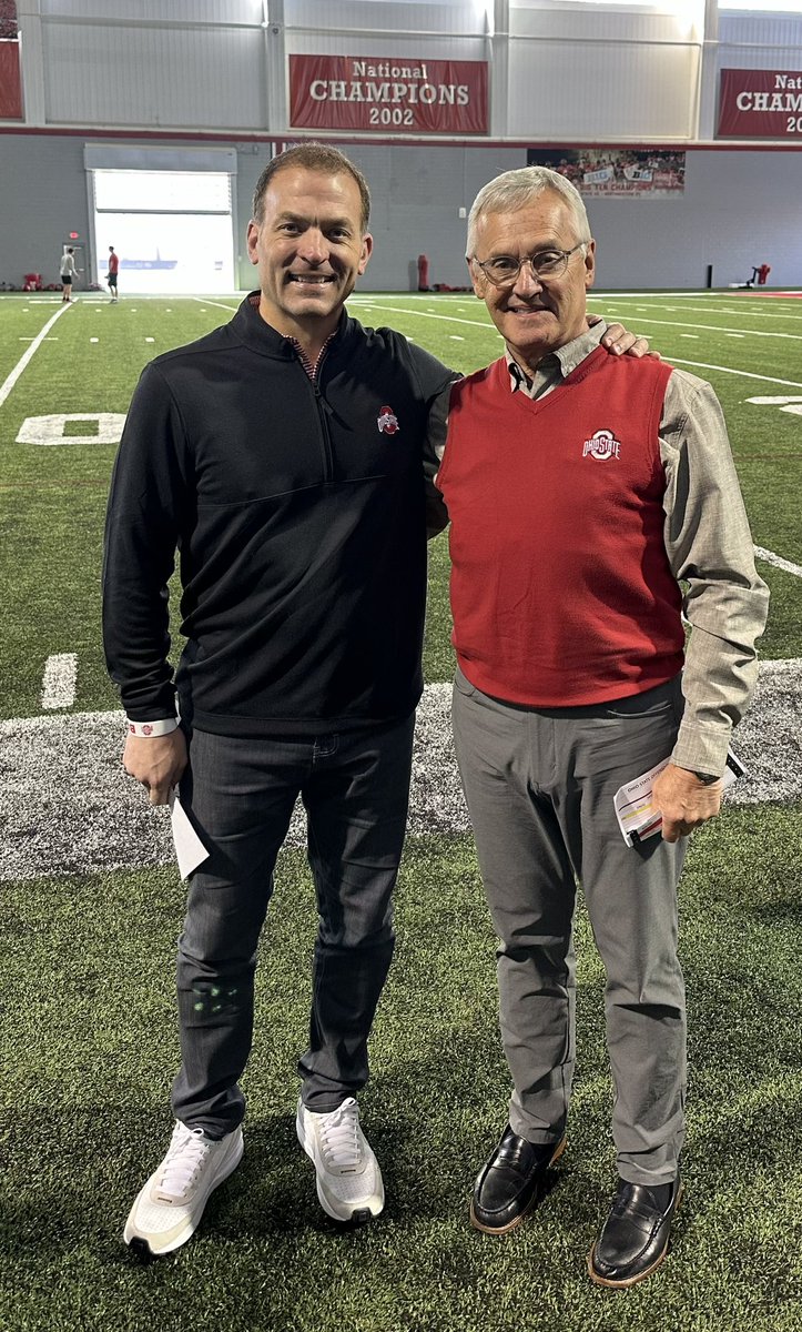 Great to hang out with @JimTressel5 today & talk @OhioStateFB football, college sports & leadership. Awesome to have you back on campus Coach👊🔴⚪️