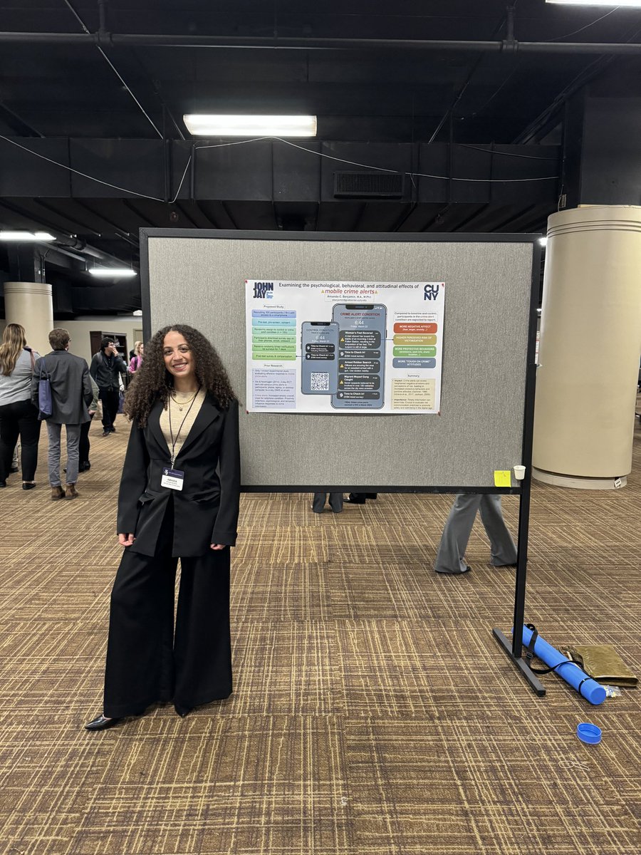 AmandaBenjamin_'s tweet image. I genuinely had a GREAT time watching people’s eyes widen as they saw my poster 
#apls2024 #crimealert