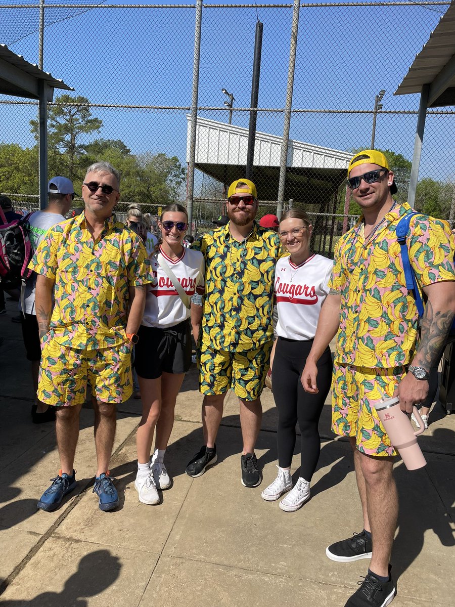 Kaelin Hicks (@kaelinhicks2024) on Twitter photo CSA opening day! Good luck to the Bananas!! 🍌 <a href="/TheSavBananas/">Savannah Bananas</a> <a href="/JRedDubDeuce/">Josh Reddick</a> <a href="/Crosby_Softball/">Crosby Softball</a> @_bryleeholmes_ CSA opening day! Good luck to the Bananas!! 🍌 <a href="/TheSavBananas/">Savannah Bananas</a> <a href="/JRedDubDeuce/">Josh Reddick</a> <a href="/Crosby_Softball/">Crosby Softball</a> @_bryleeholmes_