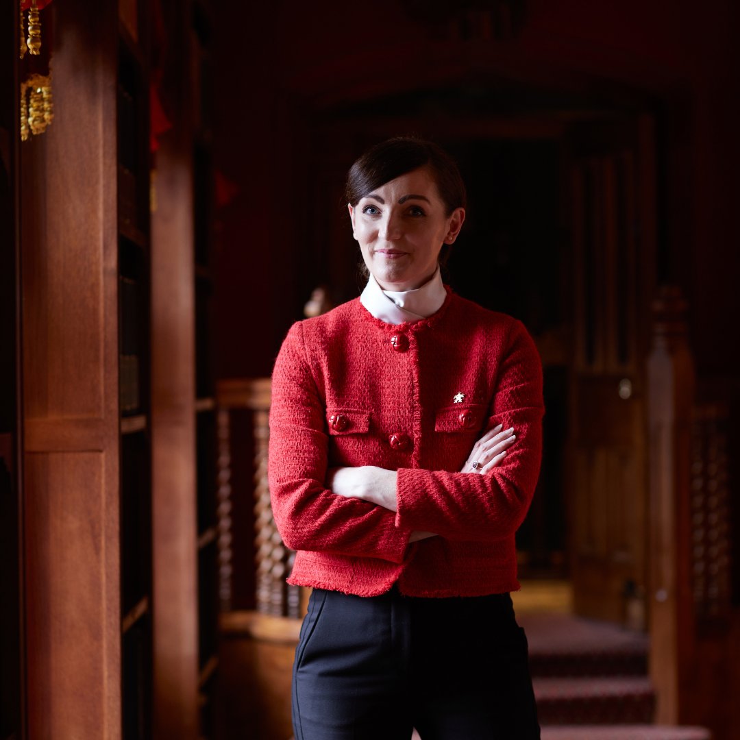 As we celebrate the women of #RedCarnationHotels this month, we are so happy to share this article featuring our brilliant Hotel Manager Lisa Toomey! ow.ly/n5ew50QTrWR #AshfordCastle