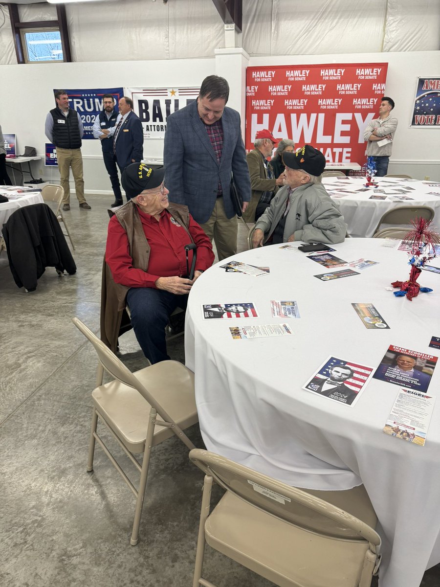 Macon County Lincoln Day didn’t disappoint! It's always invigorating to connect with fellow Republicans and discuss our shared vision for a stronger, more prosperous Missouri. #AshcroftForMissouri #MOGov