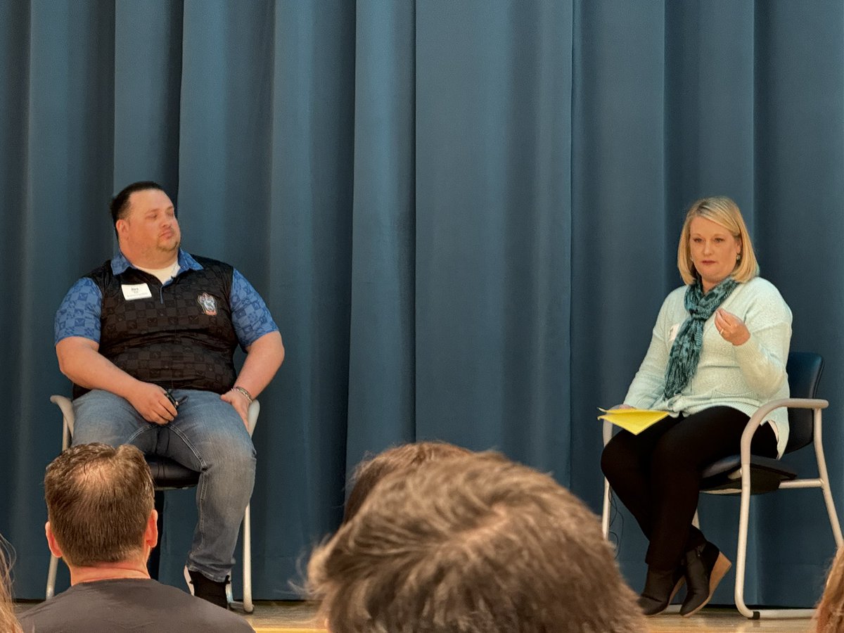 laurajacob's tweet image. @mrsfigmakes presenting her #FredMethod @ FrED Camp 2024 @Seneca_Valley 👏