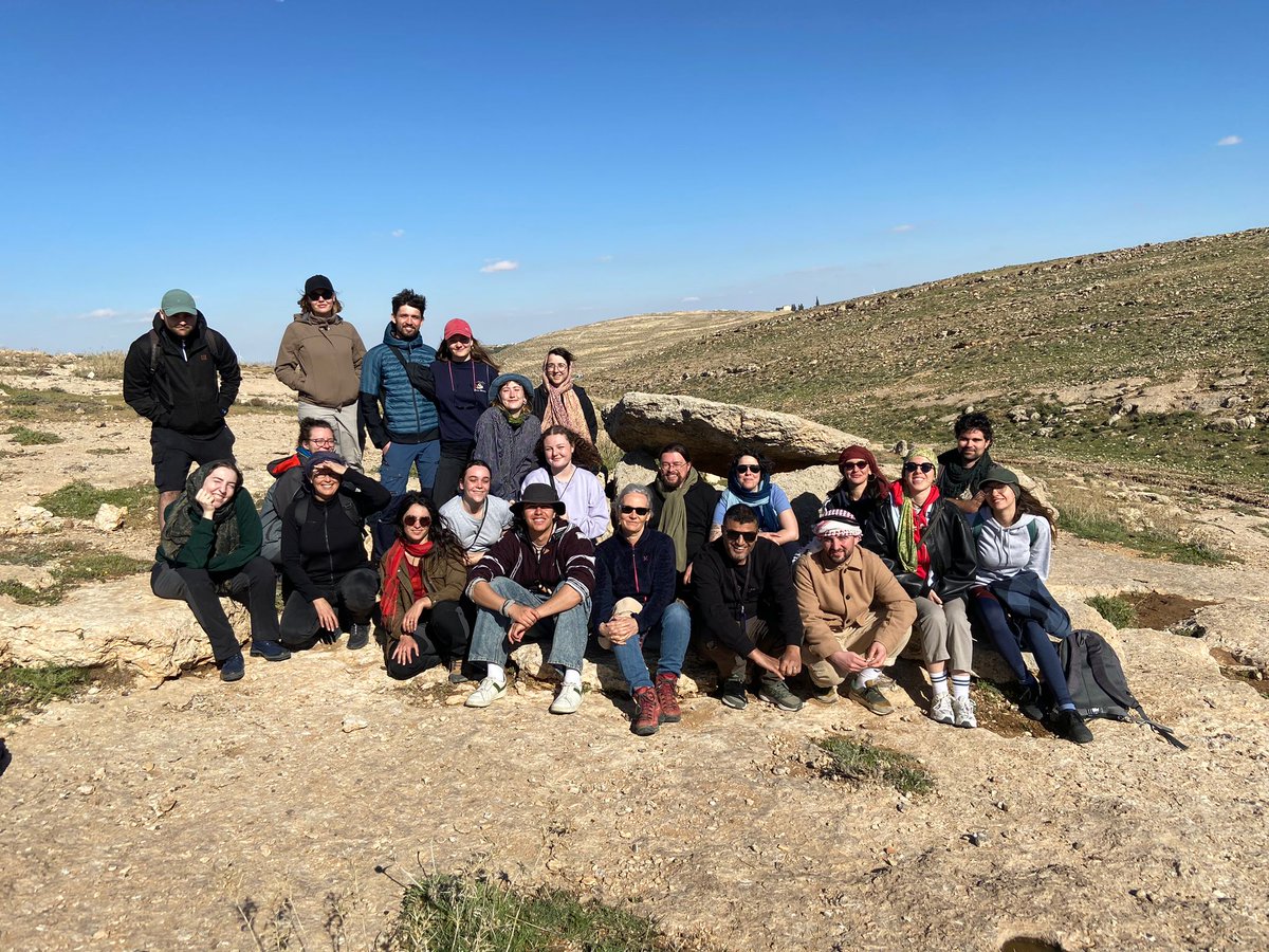 Incredible study trip to Jordan by students of prehistoric archaeology from @sciences_UNIGE @unige_en @UNIGEnews Visits to major sites #ainghazal #albeidha #baja #shawbakdolmens #tellalumayri #babedhdhra #petra thanks to @defours_meryl and the students for the preparation