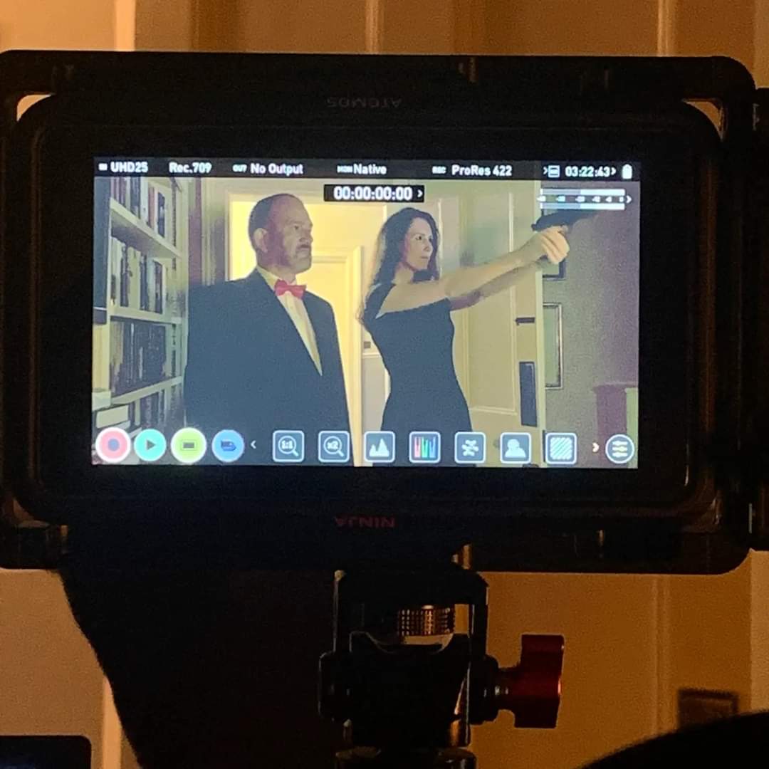 WildtexNetwork's tweet image. Everyone loves a spy spoof 😝 Part 3
#spyspoof #badtasteshow #wildtex #comedy #comedyshow #filmlife #filmlifestyle #onset #onsetantics #onsetselfie #actors #actresses #directors #producers #cast #crew #crewlife #panasoniccameras #viral #viralpost #sketchshow #sketches #JamesBond