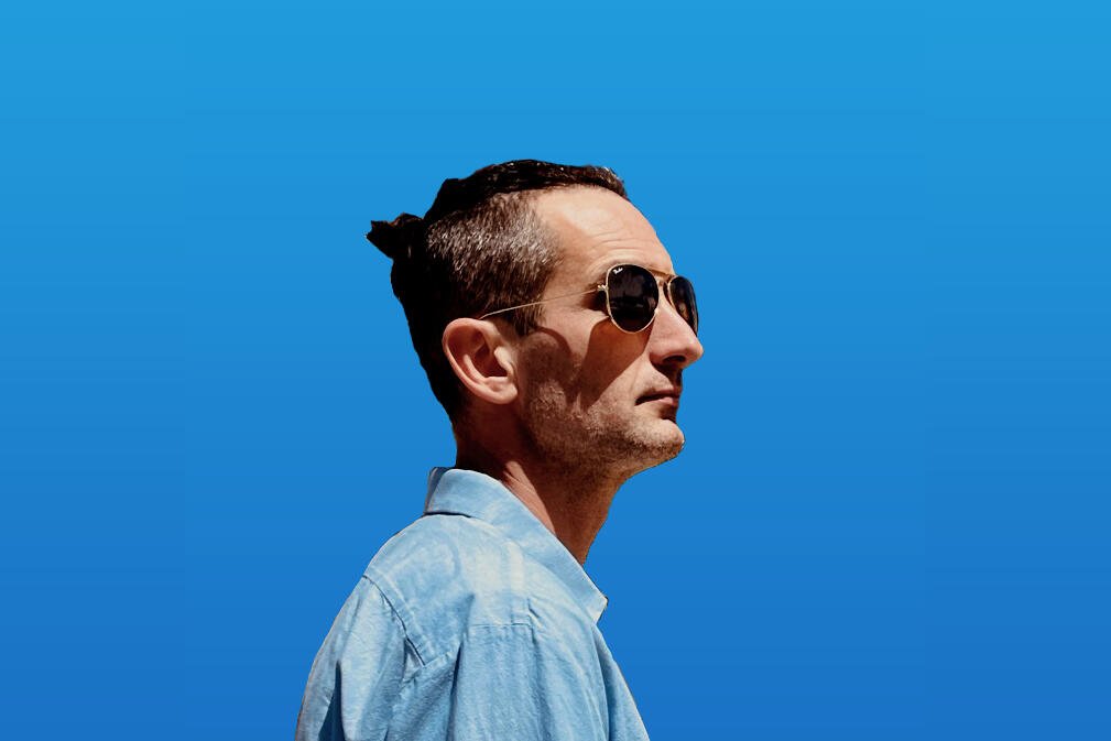 migolust's tweet image. The @Nakamigos artist has revealed his identity. An introduction to Michael Mills, a SuperRare artist and Music producer from New York.
🧵