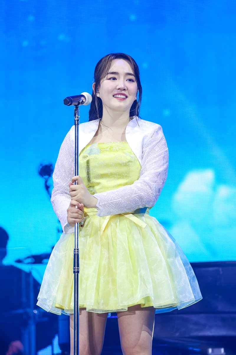 Rucky0429's tweet photo. 240323 윤하 20주년 기념 콘서트 <스물> - 부산

@younhaholic

#윤하 #Younha #ユンナ 
#혜성은_지지_않는다 #우천여신 
#EndTheory #EndTheoryFinalEdition 
#윤하데뷔20주년 #YOUNHA20thDebutAnniversary https://t.co/RKgYBbpF6v