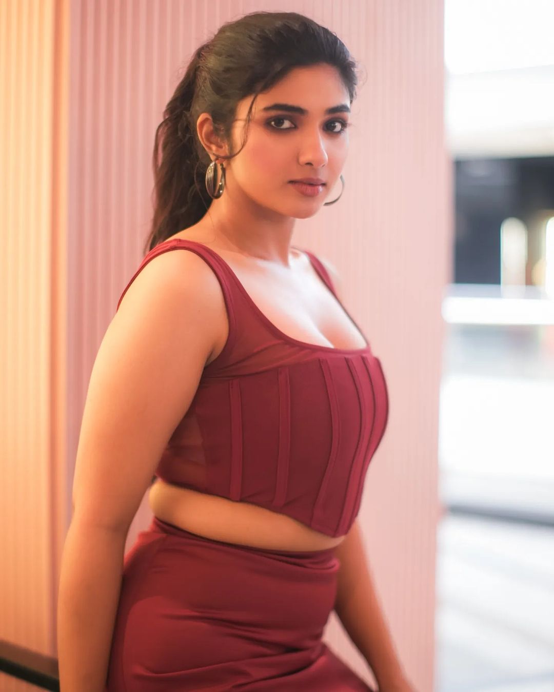 GJXoqaBbwAA9AF8?format=jpg&name=large