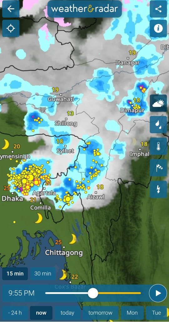 CycloneAnalyser's tweet photo. 🔴 Season's first Gale force #Norwester for NE #India &amp; #Bangladesh causing intense activities like #Redlightning &amp; large #Hailstorm activities as captured by @WeatherXp ,Along with gale ale force gusty winds of 65 Kph observed in #Kolasib,#Mizoram with extremely intense shower👇 https://t.co/oQzya31EBG