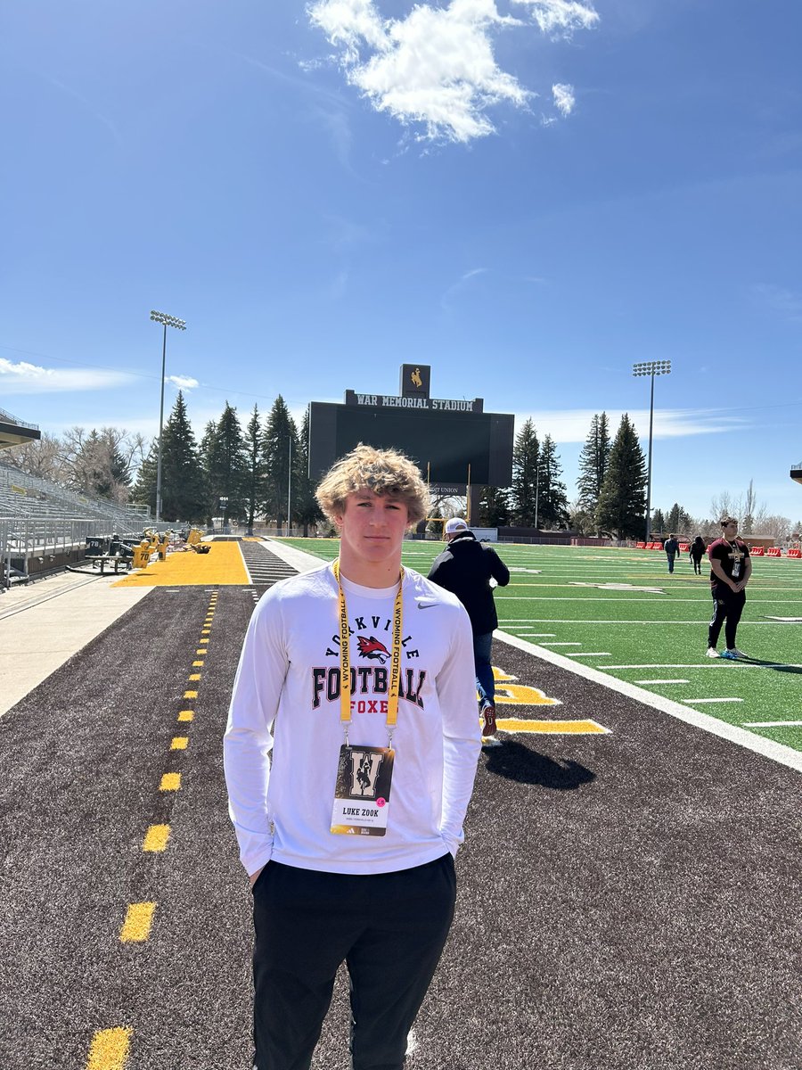 Had a great time at @wyo_football yesterday! Thank you @the_BBoyd for the invite @JPetrino @CoachABohl @EDGYTIM @CoachDanMcGuire