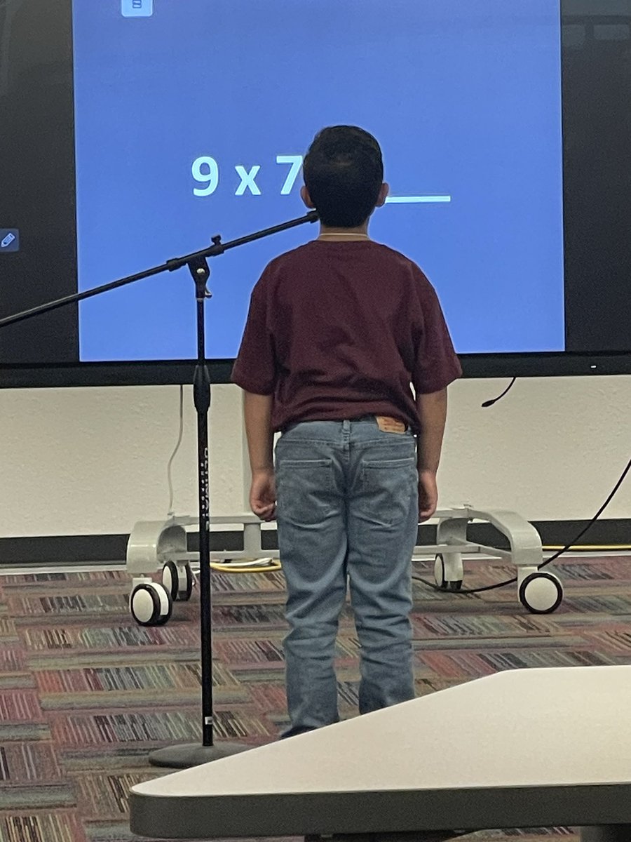 Greg_M_Hatch's tweet image. Awesome job Sammy!  Very proud of you!  Way to go and represent @Hueco_ES at the #TeamSISD #MathBee 🐝🐝