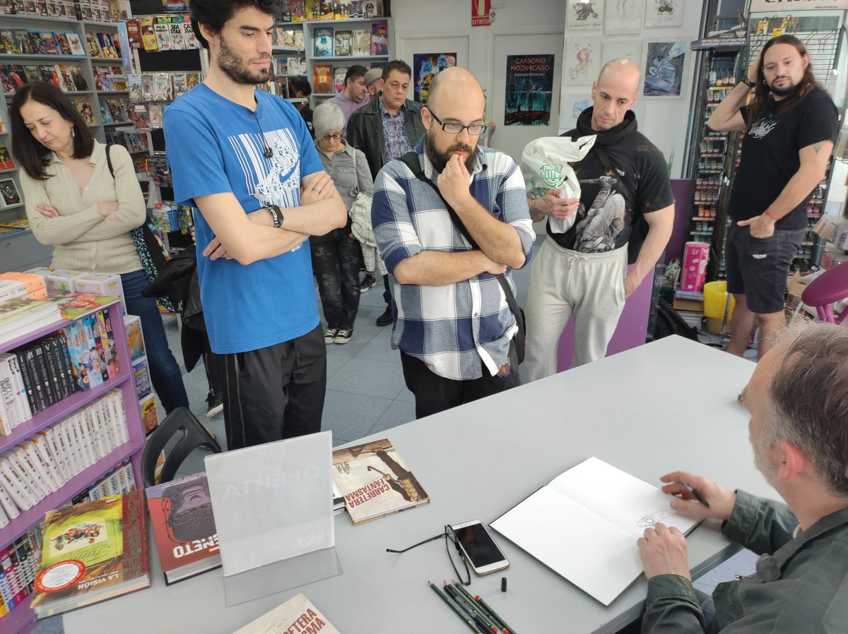 Ya tenemos a <a href="/ghwalta/">GABRIEL H. WALTA</a> dándolo todo en la sesión de firmas.