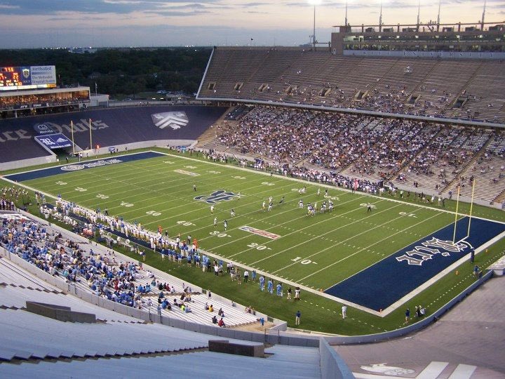 After a conversation with @mbloom11 Blessed to receive an offer from RICE UNIVERSITY @coachjohnsettle @coach_bourquin @CoachPatKennedy