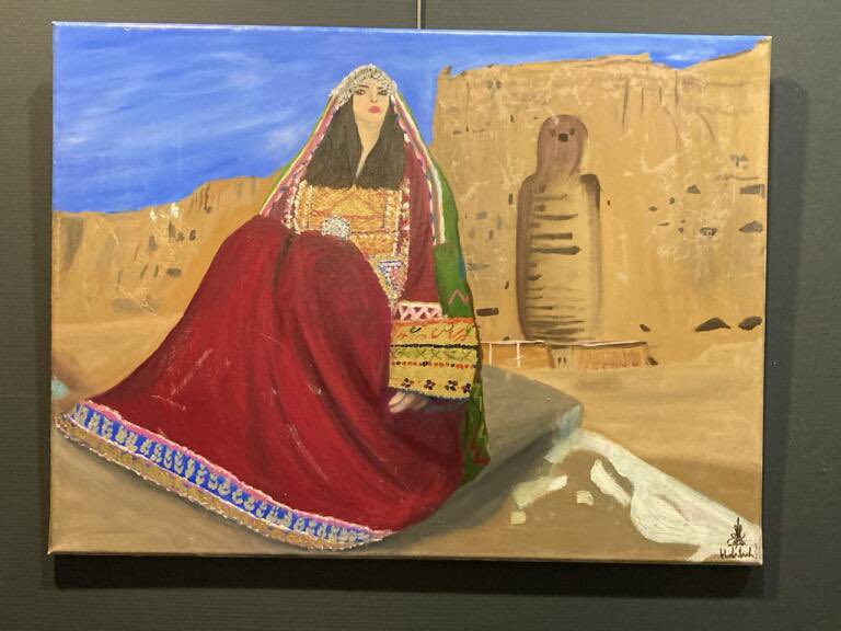 Belle exposition 'Emotions d'Afghanistan'à voir jusqu’au 30 mars à l’Espace E.Pignon. Les artistes Maryam,Habiba,Atefeh&Parwana y reviennent sur le combat des  femmes afghanes,celui d’une quête de liberté. Fière de les voir ainsi s’épanouir depuis leur arrivée à Lille à l'été2021