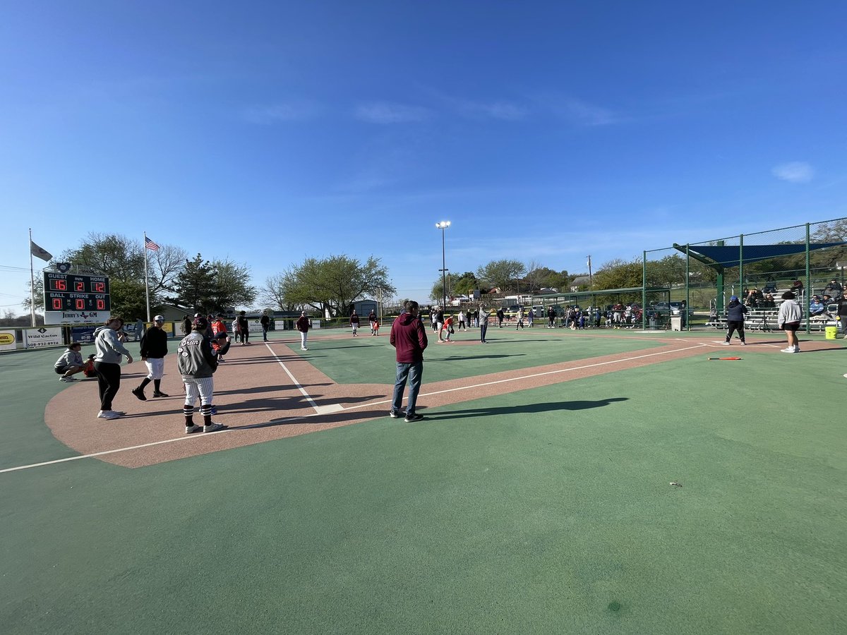 CoachJohnson61's tweet photo. Millsap men’s athletics had the privilege of serving at Miracle League Baseball this morning! What a tremendous blessing. Praise God!! https://t.co/9PZYXPj8cO