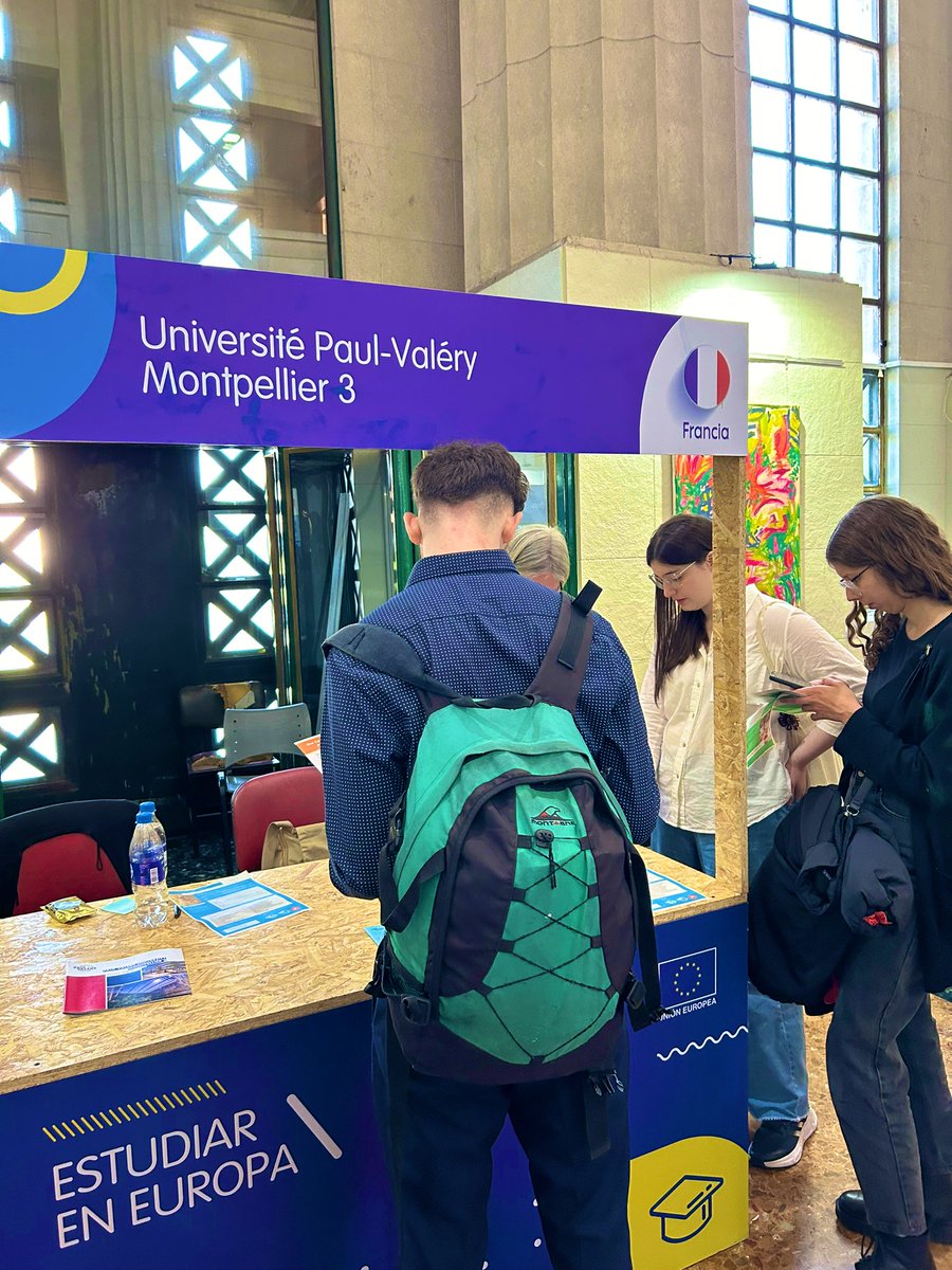 NadalDiplo's tweet photo. La época estudiantil puede ser maravillosa, pero más aún si puedes pasearte por las calles de Europa llenas de cultura y de historia. Pero no solo eso, sino que las formaciones son de altísimo nivel. Felicito al equipo de @CampusFranceArg por su trabajo en esta feria europea. https://t.co/SU2KQLo52O
