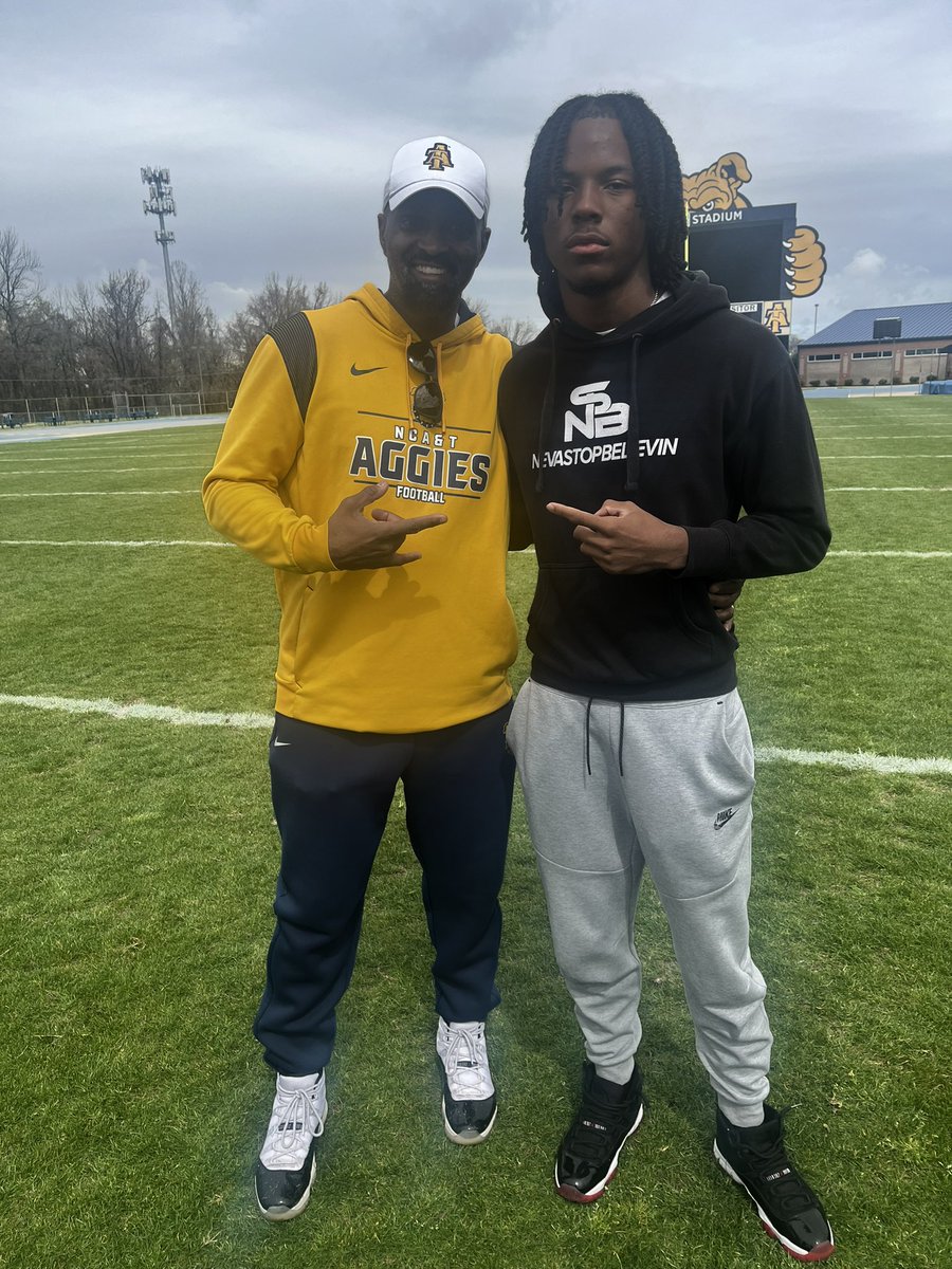 Had a great time at A&amp;T today! Go aggies 💙💛 <a href="/CoachKTinsley/">Kennedy Tinsley</a> <a href="/ToCreek/">WELCOME TO THE CREEK (Mallard Creek Football)</a> <a href="/coachpoole88/">Coach Nate Poole</a>
