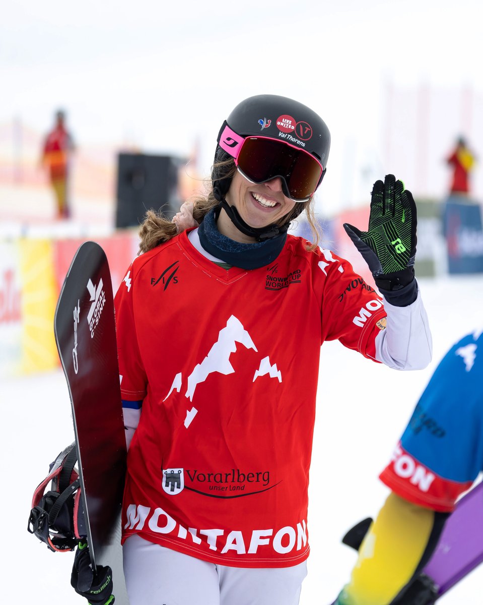 𝙀𝙡𝙡𝙚 𝙩𝙤𝙪𝙘𝙝𝙚 𝙖𝙪 𝙗𝙪𝙩 !🌐🇫🇷 @TrespeuchChloe prend une importante 2⃣e place lors du snowboard cross de Mont Sainte-Anne ! 😍 Léa Casta très en forme, accroche son 2e podium en coupe du monde ! 🥉🔥 Top 10 pour Julia Pereira de Sousa Mabileau. (7e) 👊 📸 Archive FIS