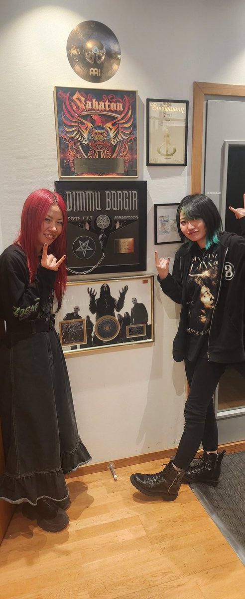 PsychomanteumR's tweet photo. Final vocal track check this morning with @Bridear_info! Tomorrow, we shoot a video with one of the most renowned directors in all of hard rock and heavy metal 🤘
#BRIDEAR #HeavyMetal #NewAlbum #BRIDEARinSweden #StudioFredman https://t.co/B49rbXPviq