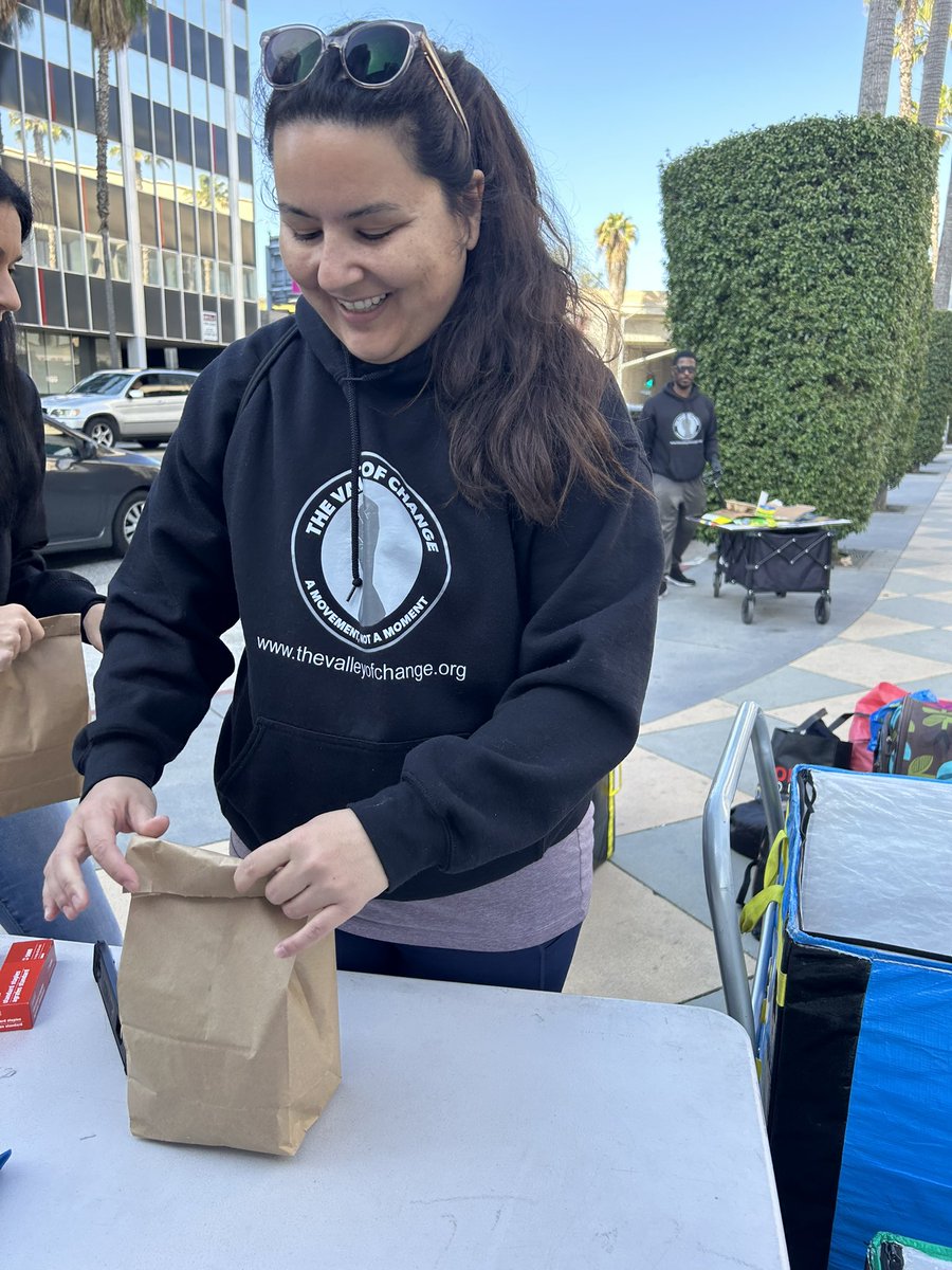 On Saturday, 3/16/24, we came together to assemble and distribute 612 bagged lunches to our unhoused neighbors and those experiencing food insecurity. We were also able to distribute shoes, socks, backpacks, clothing, dog food, cat food as well as Narcan! #FeedOurFriendsInNeed