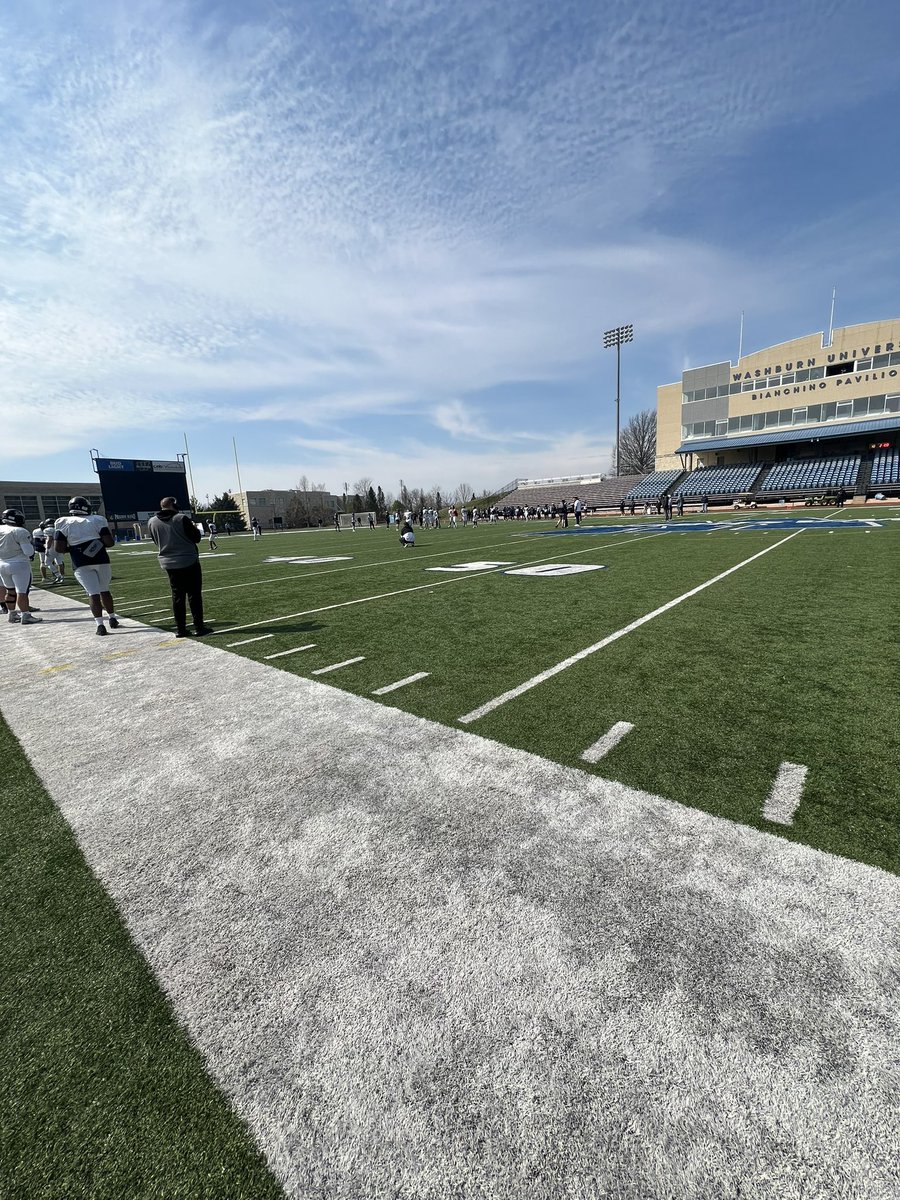 Thank you @IchabodFTBL for having us out to practice. And always good to see Caleb White!