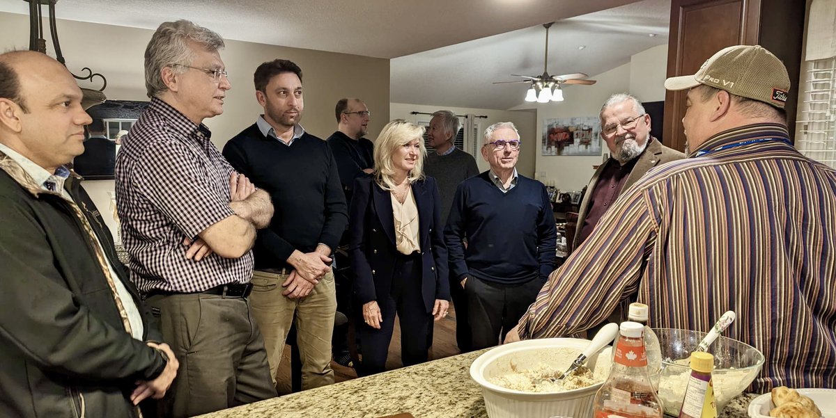 BonnieCrombie's tweet photo. Mayor Cathy Burghardt-Jesson and I enjoyed a beautiful Iftar last evening. 

My thanks to Tariq and Shazia for a delicious meal.

Ramadan Mubarak! 

#onpoli #cdnpoli https://t.co/X8gdFCLXkC
