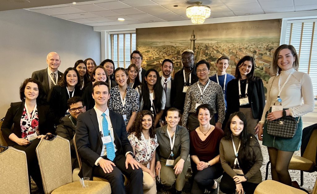 Had an absolutely wonderful day of reconnections, first encounters in person, finding future #pathologists, & hearing #pathology education insights from current trainees! I also valued many pearls of residency mindset advice. Thanks @Pathologists! #SPRF24 #PathX #PathTwitter